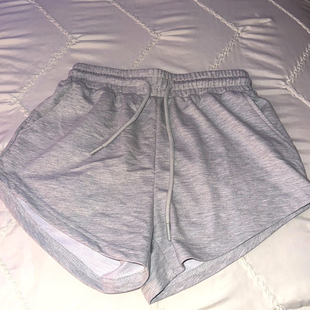 Sweatpants material lounging shorts